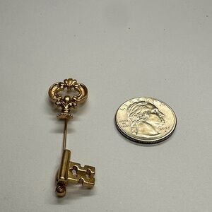 AVON stick pin